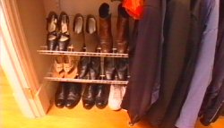 Hills Closet Maid